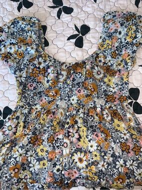 American Eagle Outfitters Floral Smocked Waist Top - Gray & Yellow